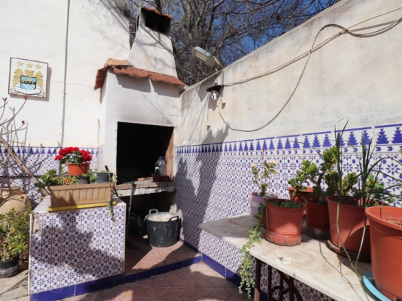 5 Bedroom Property in Heredades