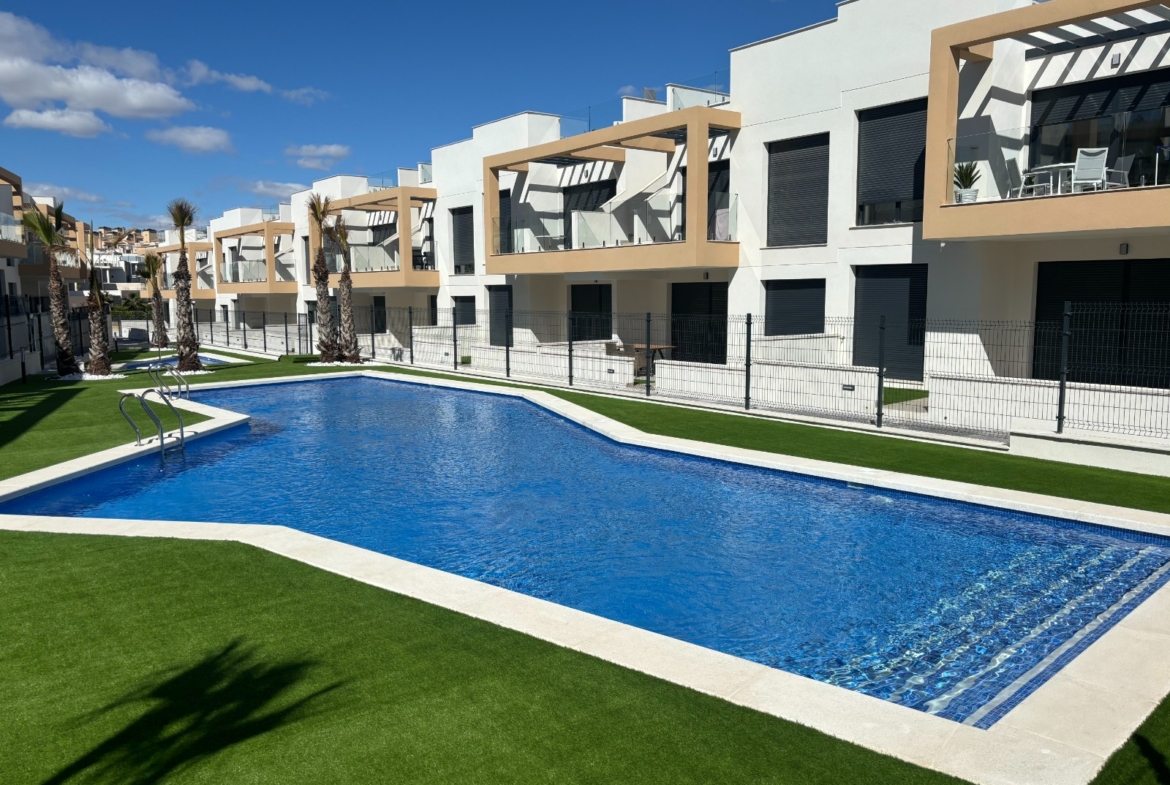 2 Bedroom Property in Orihuela Costa