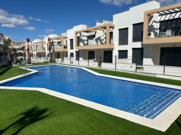 2 Bedroom Property in Orihuela Costa
