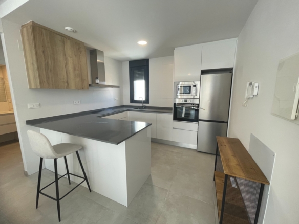 2 Bedroom Property in Orihuela Costa