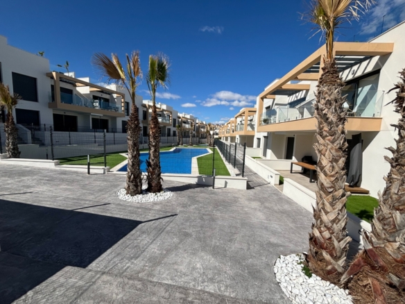 2 Bedroom Property in Orihuela Costa