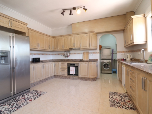 Country Property in Catral