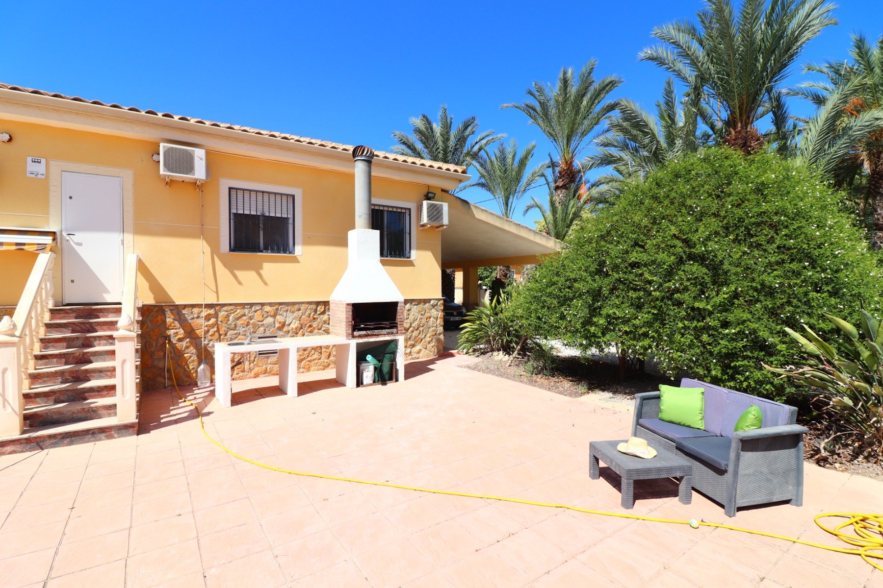 Country Property in Catral