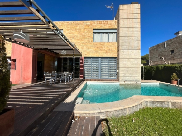 4 Bedroom Property in Orihuela Costa