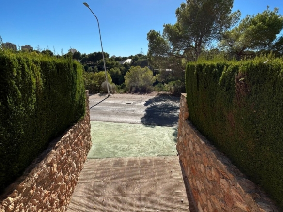 4 Bedroom Property in Orihuela Costa