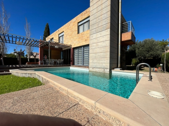 4 Bedroom Property in Orihuela Costa
