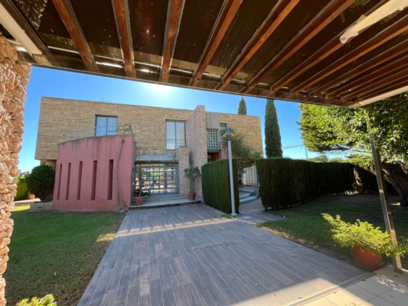 4 Bedroom Property in Orihuela Costa
