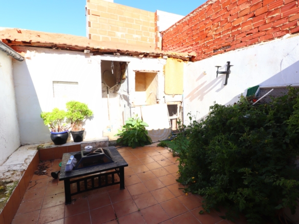4 Bedroom Property in Benijofar