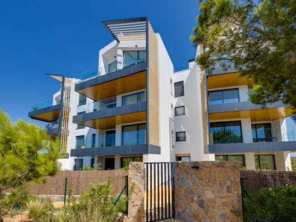 2 Bedroom Property in Las Colinas Golf Resort