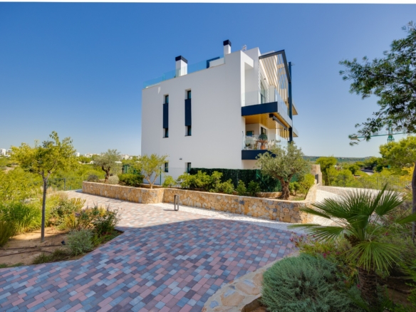 2 Bedroom Property in Las Colinas Golf Resort