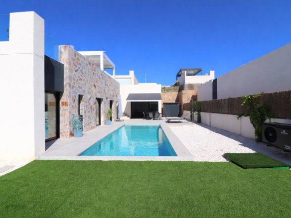 3 Bedroom Property in Algorfa