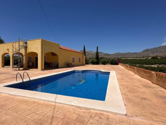 3 Bedroom Property in Albatera