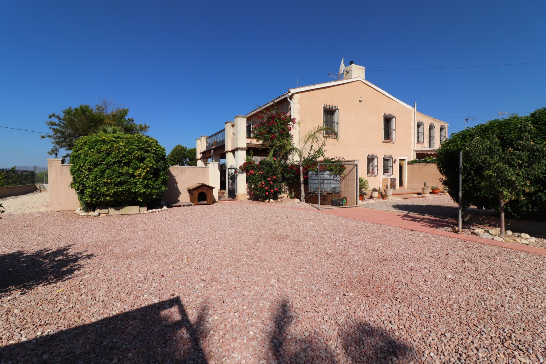 4 Bedroom Property in Albatera