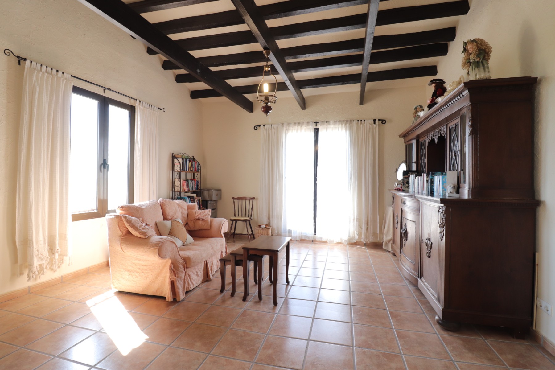 4 Bedroom Property in Albatera