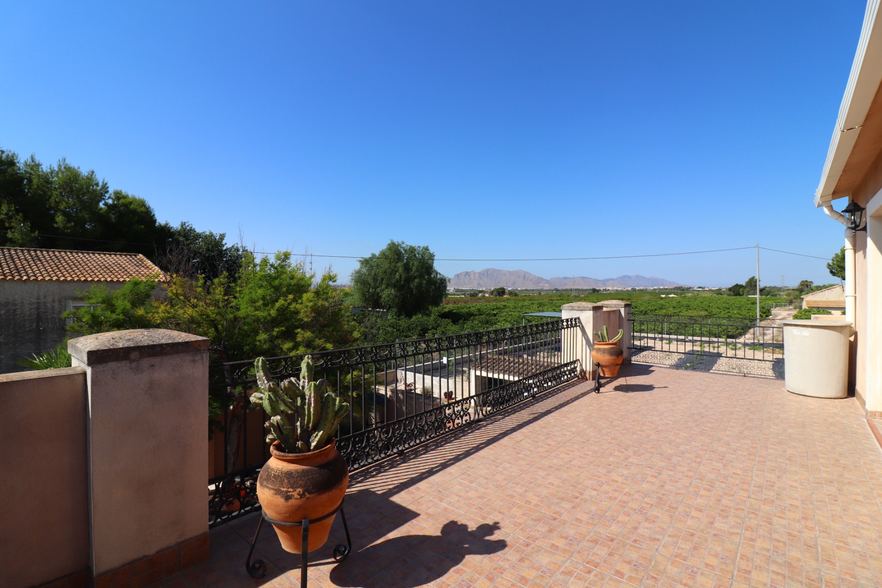 4 Bedroom Property in Albatera
