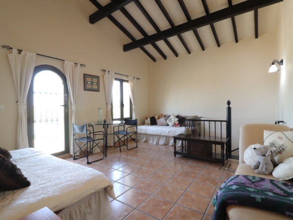 4 Bedroom Property in Albatera