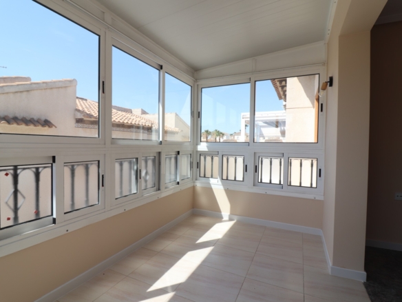 2 Bedroom Property in Orihuela Costa