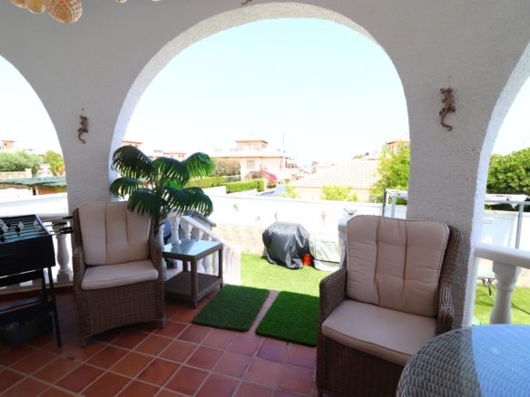 2 Bedroom Property in Orihuela Costa