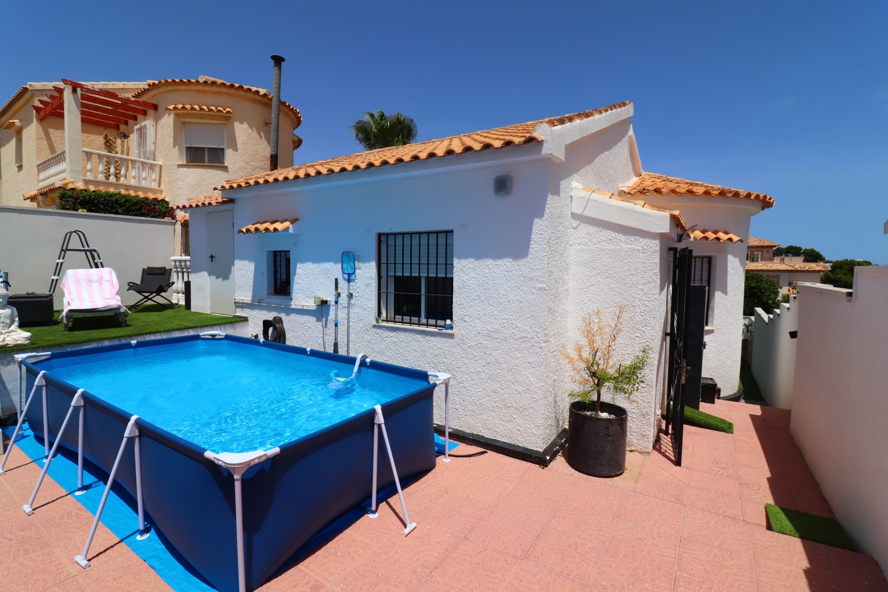 2 Bedroom Property in Orihuela Costa