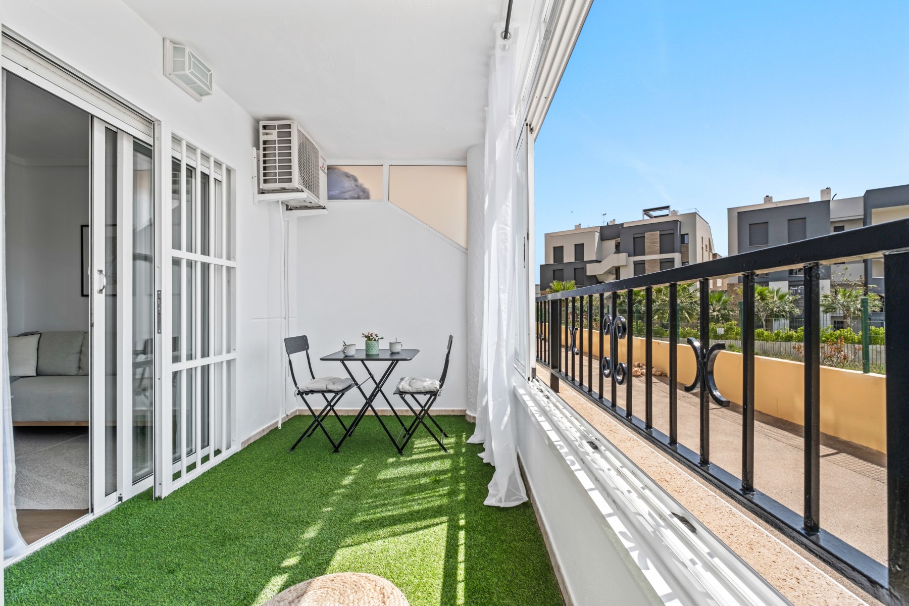2 Bedroom Property in Orihuela Costa