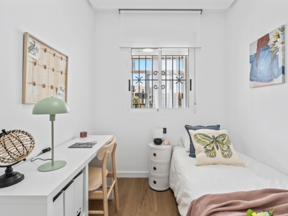 2 Bedroom Property in Orihuela Costa