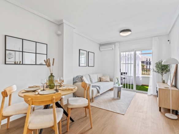 2 Bedroom Property in Orihuela Costa