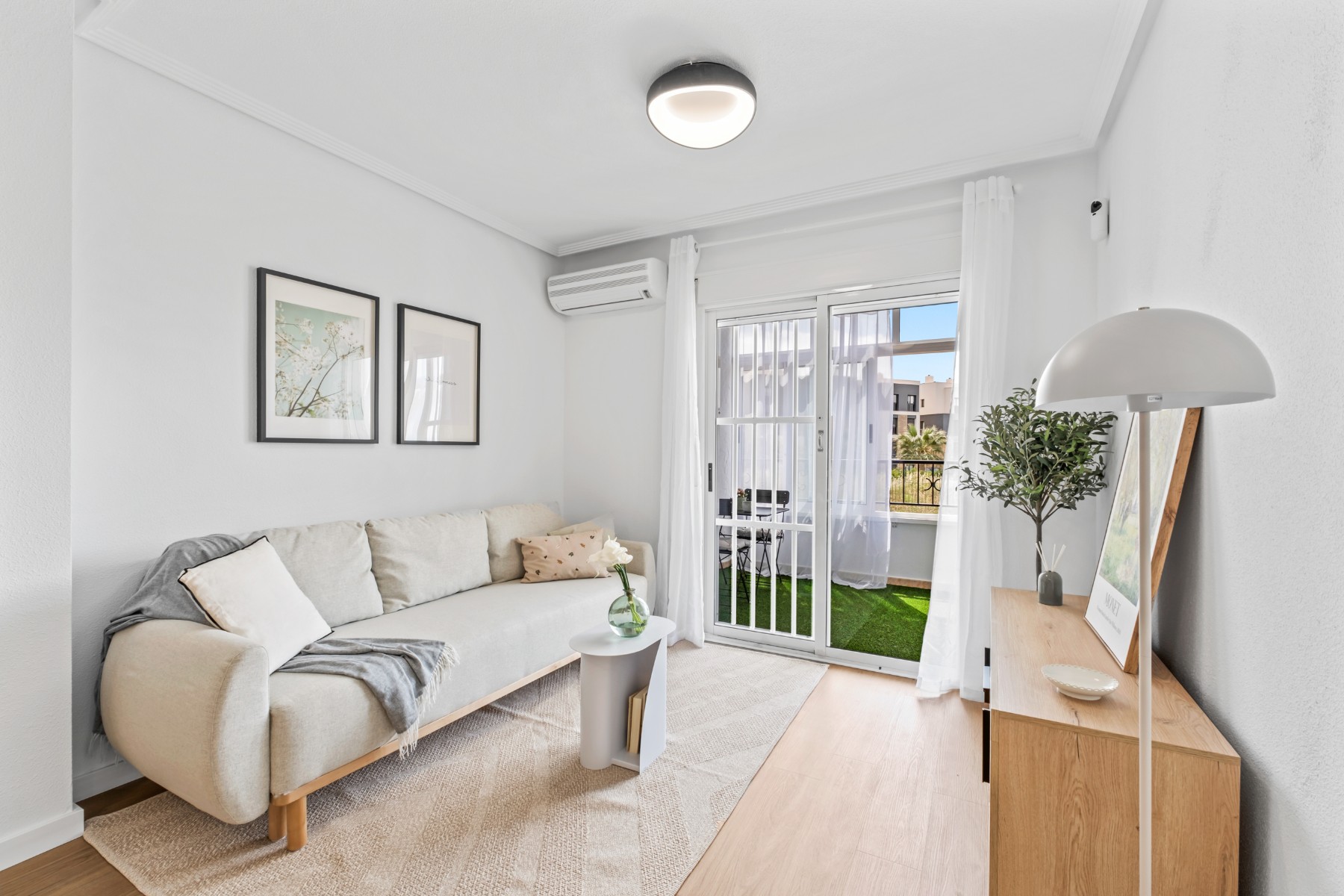 2 Bedroom Property in Orihuela Costa
