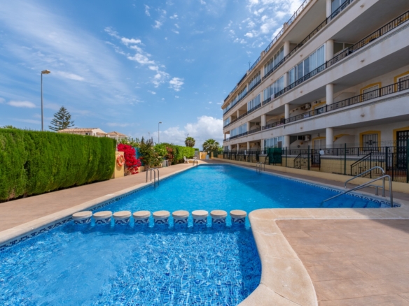 2 Bedroom Property in Orihuela Costa