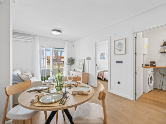 2 Bedroom Property in Orihuela Costa