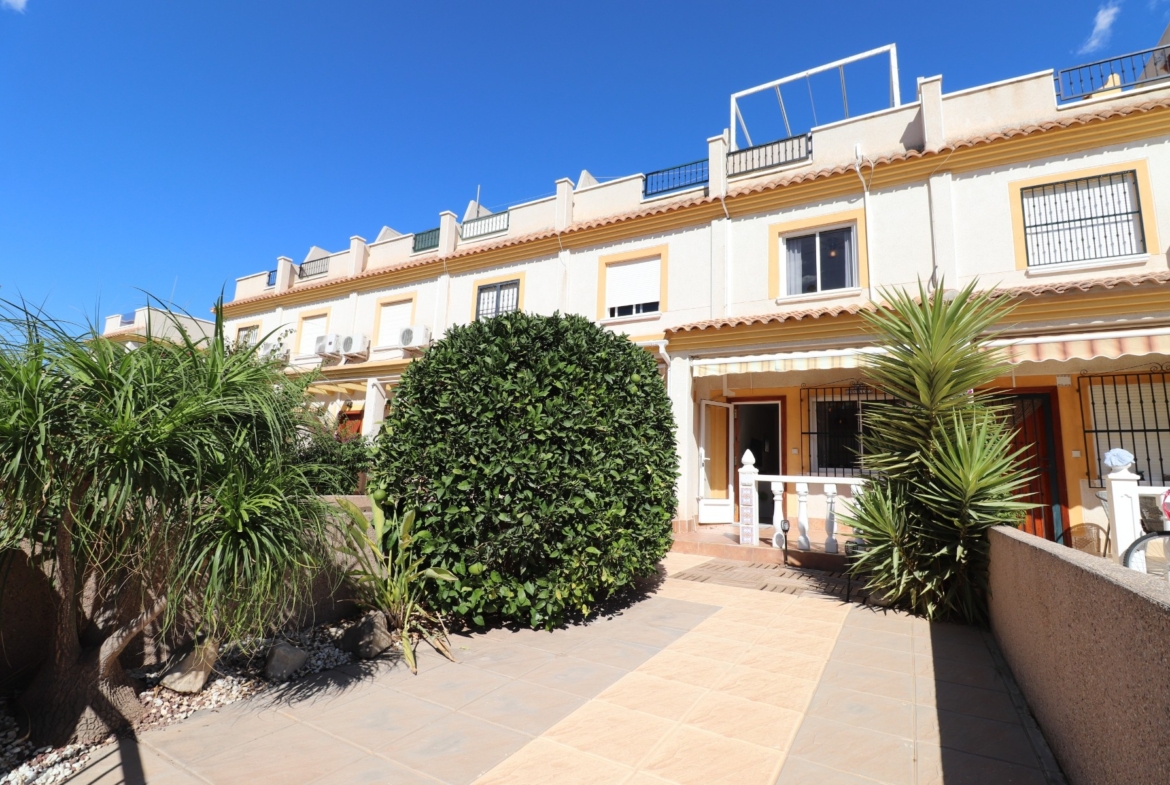 2 Bedroom Property in Algorfa