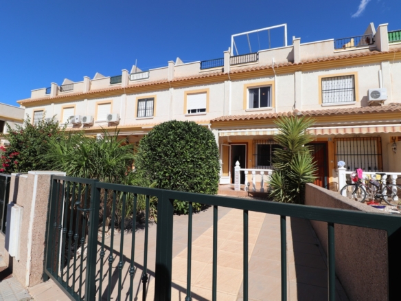2 Bedroom Property in Algorfa
