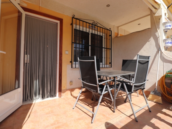 2 Bedroom Property in Algorfa