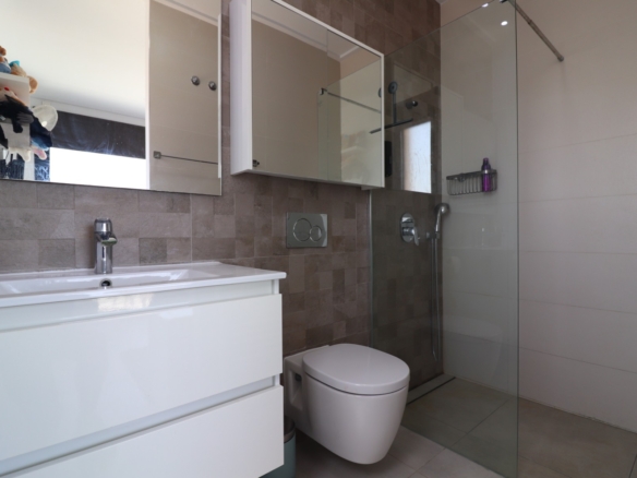 4 Bedroom Property in Benijofar