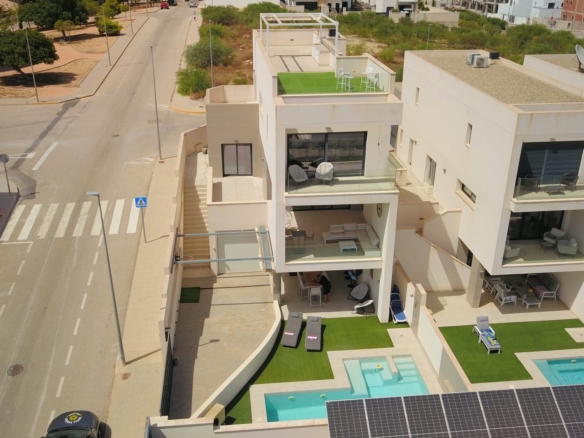4 Bedroom Property in Benijofar