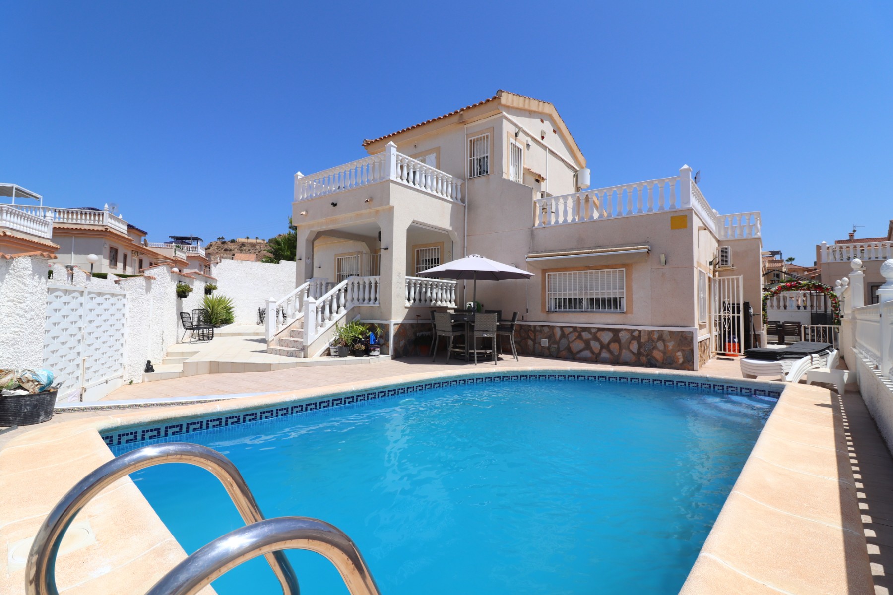 4 Bedroom Property in Benimar