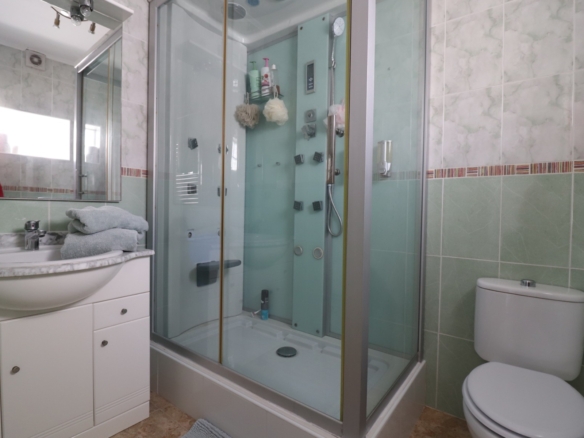 4 Bedroom Property in Benimar