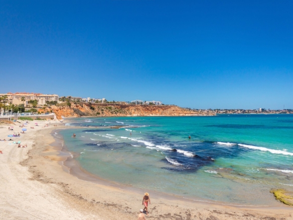2 Bedroom Property in Orihuela Costa