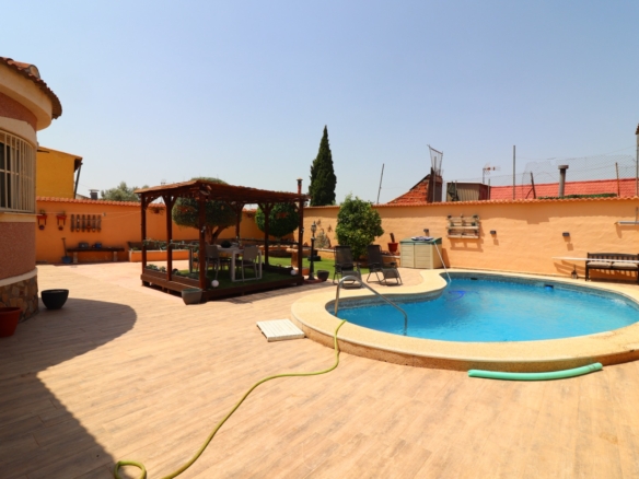 4 Bedroom Property in Benijofar
