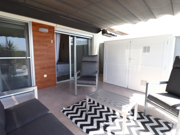 3 Bedroom Property in Daya Vieja