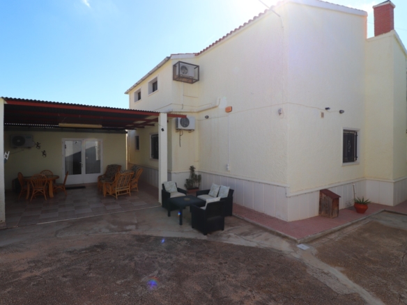 6 Bedroom Property in Crevillente