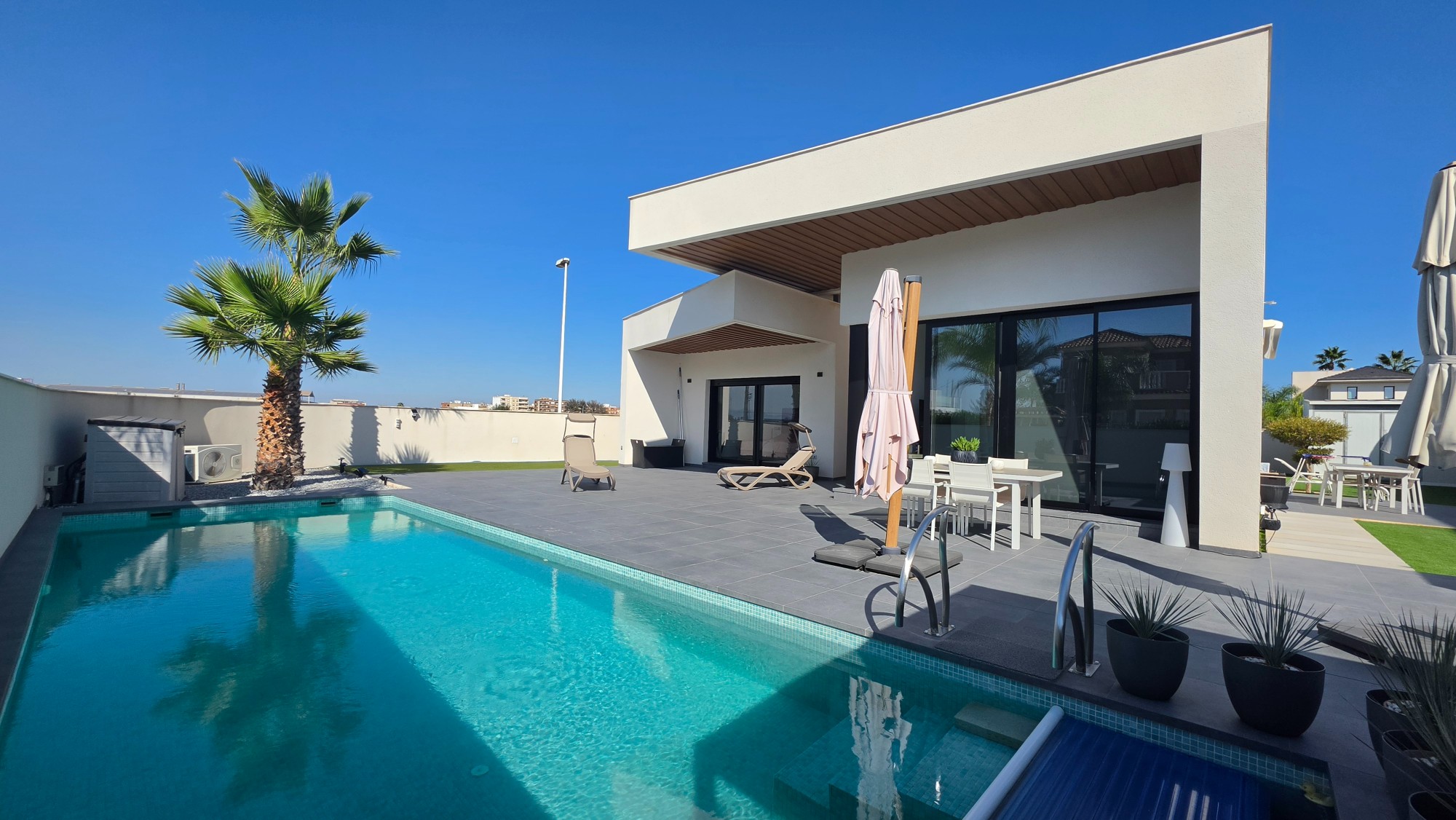 3 Bedroom Property in Formentera del Segura