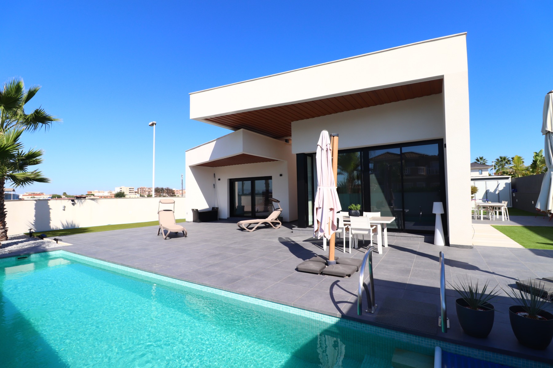 3 Bedroom Property in Formentera del Segura