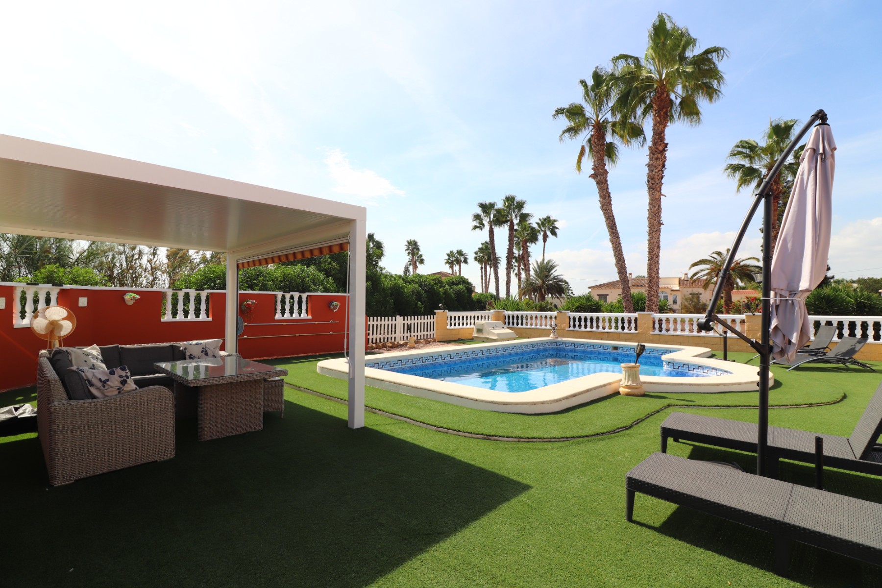 3 Bedroom Property in Daya Vieja