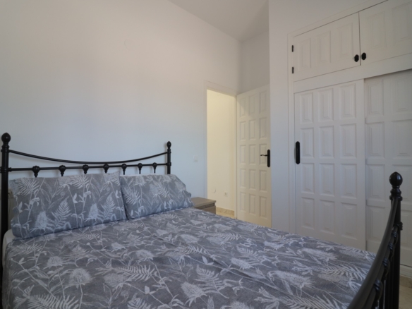 3 Bedroom Property in Daya Vieja