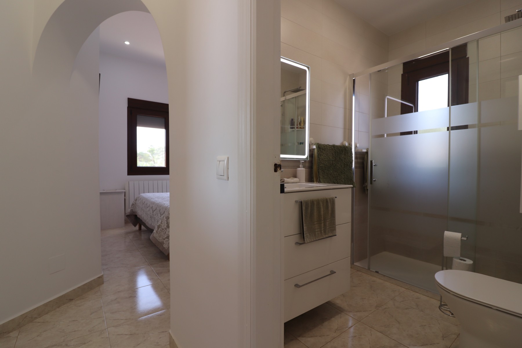 3 Bedroom Property in Daya Vieja