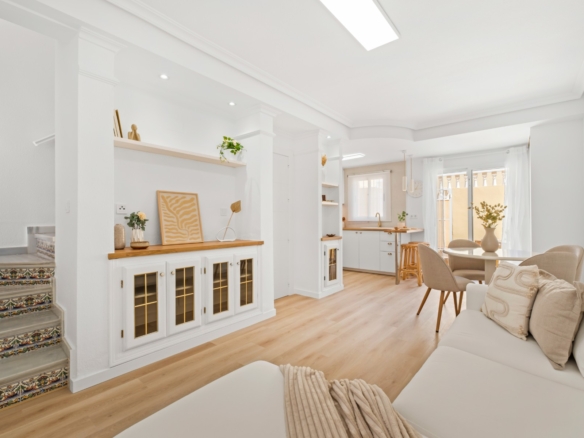 2 Bedroom Property in Orihuela Costa