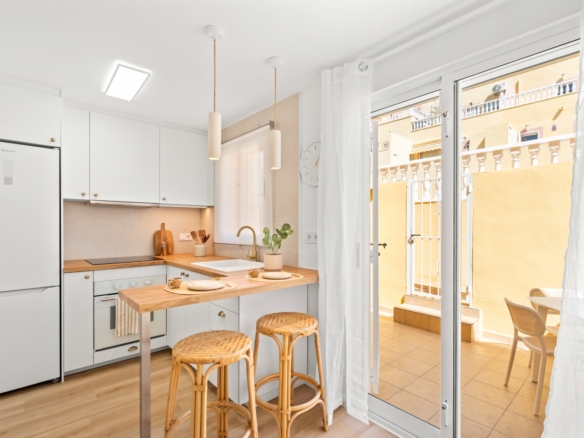 2 Bedroom Property in Orihuela Costa