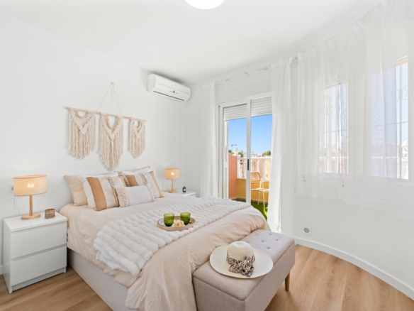2 Bedroom Property in Orihuela Costa