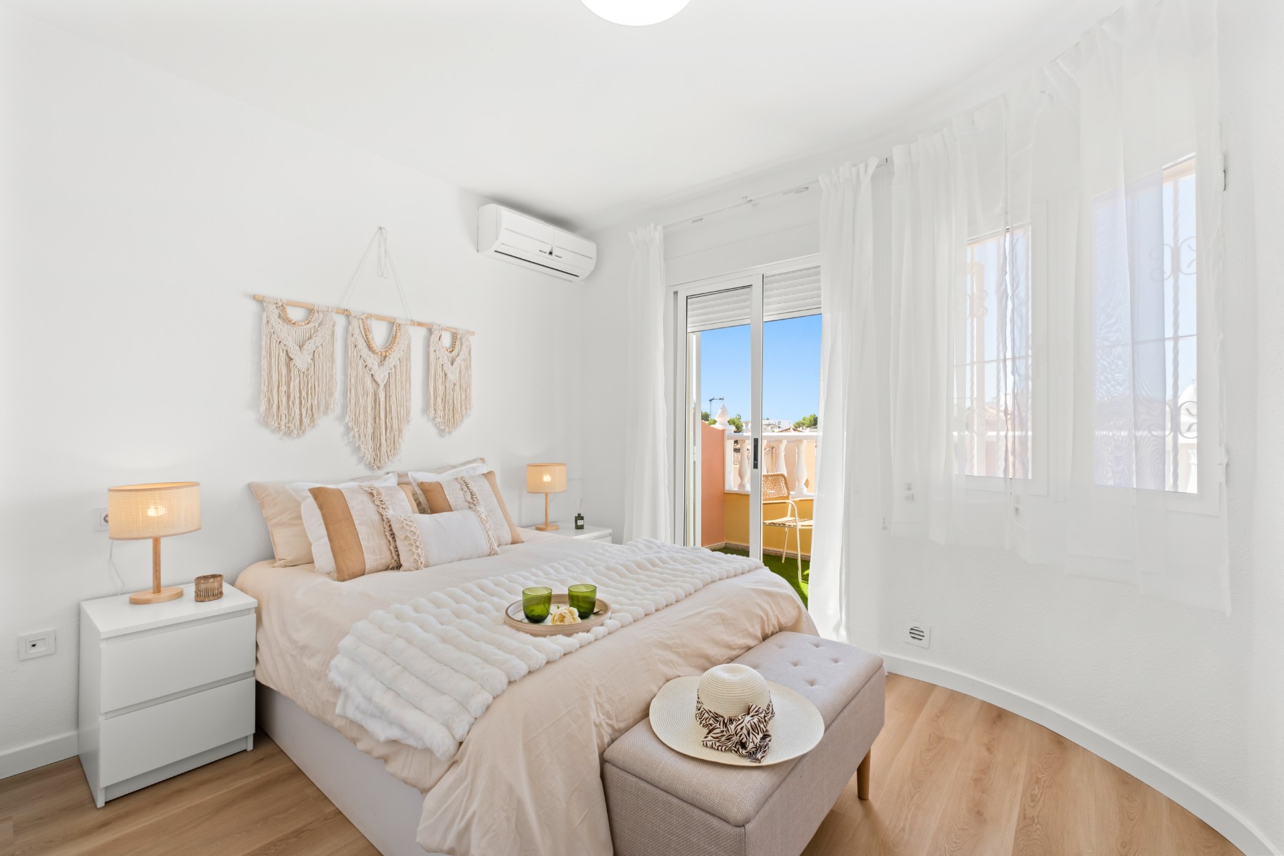 2 Bedroom Property in Orihuela Costa